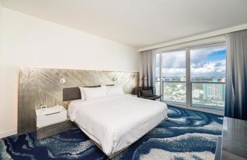 High Floor Luxury 2BR 2BA, Sleeps 6, Resort Access - Horizon by HomeStakes Stays - Foto 67