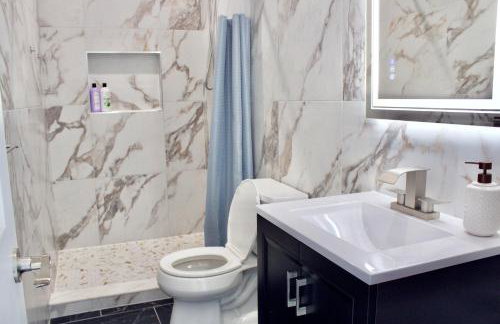 15 Minutes From Manhattan 2-Bedroom Apartment in LIC Astoria Queens - Foto 12