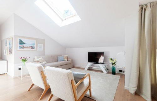 The Lake Suite Fiumelatte - Lake front apartment - Foto 4