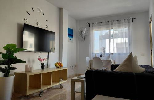 Los Cristianos Beach - Photo 3