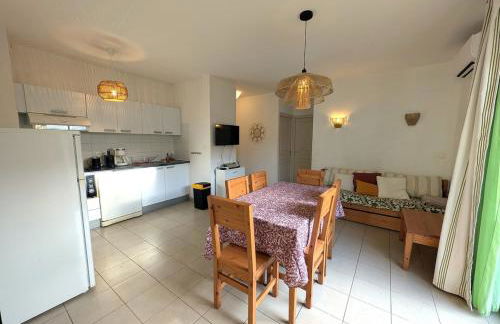 T3 - accès direct plage dans résidence avec piscine - Foto 8