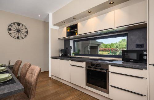 Villa Nobu - Photo 25