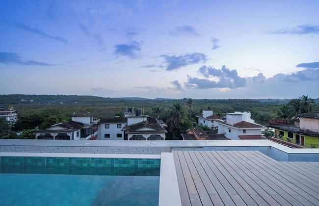 ELIVAAS Kamerios Verano 1 BHK with Pool - Photo 51