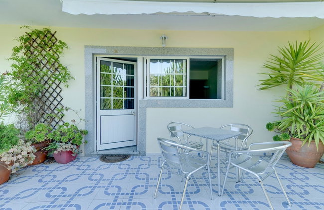 Upscale Villa With Swimming Pool and Terrace - Foto 14