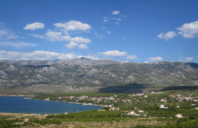 Soothing Holiday Home in Starigrad near Sea - Foto 26