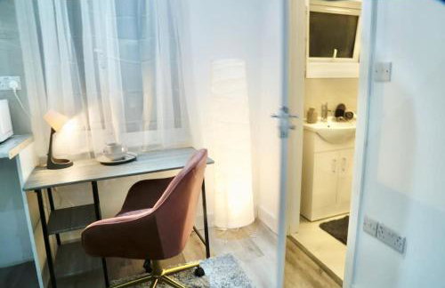 Beautiful NW4 Studio - Professional Market - Own Entry - Photo 15