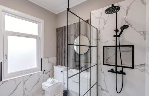 Classy private spacious flat - Foto 7