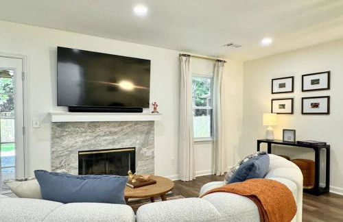 Aubie's Abode-walkable to downtown Auburn & campus - Foto 1