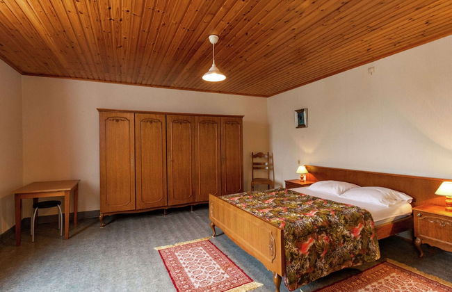 Holiday Home in Bastogne With Garden - Photo 7