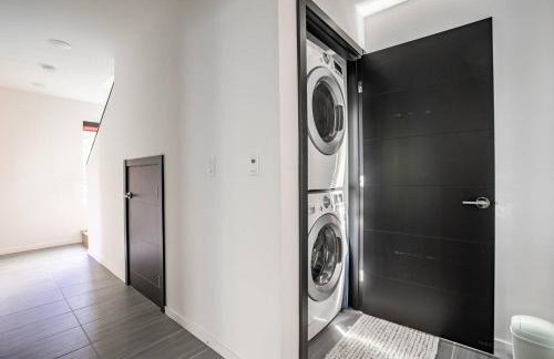 Stylish Urban Retreat w Rooftop Deck - Foto 39