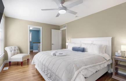 Spacious Dog-Friendly Getaway with Year-Round Pool & Hot Tub - Foto 21