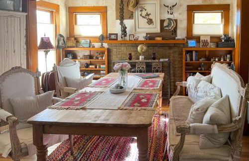 Lovely Montrose Home with Yard Walk to Dtwn and Park! - Foto 11