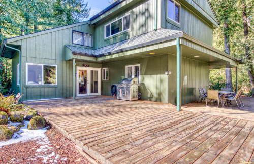 Rhododendron Retreat - Photo 1