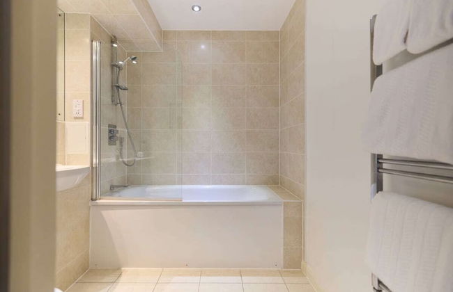 The Enfield Sanctuary - Modern 1bdr Flat With Balcony - Foto 15