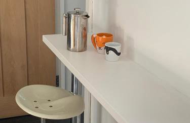 Little green door studio very close to the center of Brixton - Foto 4