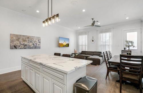 New 4 Bed luxury house w/Private Heated Pool - Foto 12