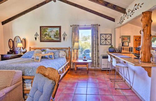 Cozy Story Book Barn Cottage with Scenic View - Foto 11