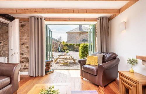 Charming 3-bed Devon barn, Nr Brixham and Coast - Foto 1