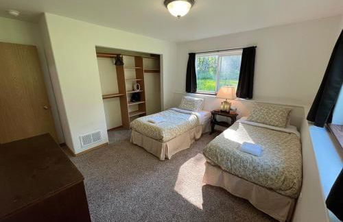 Cozy Palmer Retreat with Steam Sauna and Playground - Foto 45