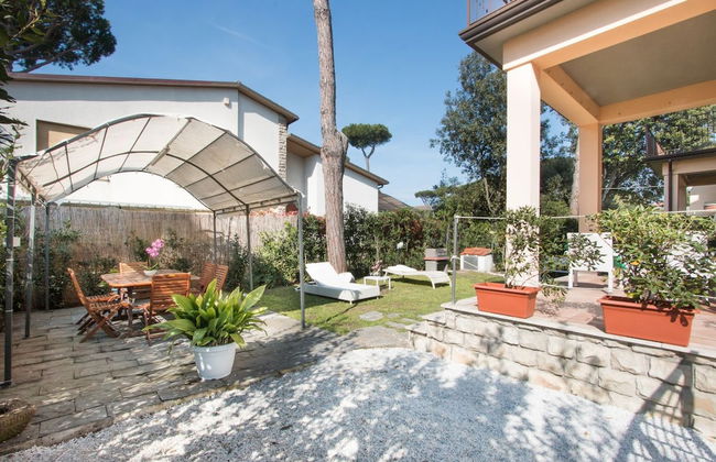 Villa Bianca - Photo 1