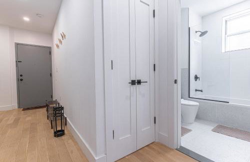 Modern Duplex Escape w Backyard - Foto 21