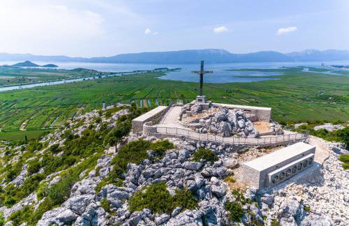 Apartments Ema - Photo 38