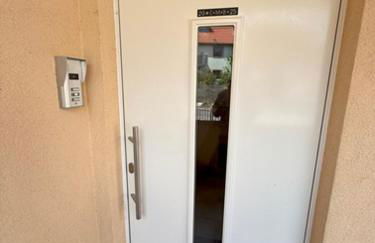 1 bedroom with private bathroom & Kitchenette - Foto 2