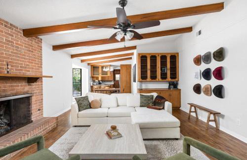 4-Bedroom Cowboy Retreat Steps from Zilker Park - Foto 1