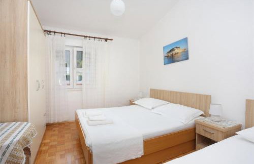 Apartments by the sea Igrane, Makarska - 6653 - Photo 13