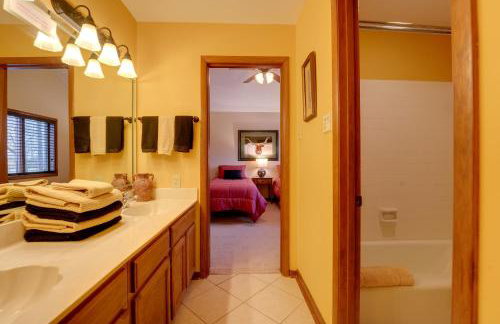 15 Mi to University of Memphis Getaway with Games - Foto 24