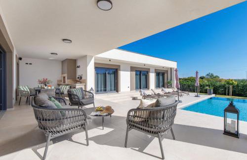 Villa Lastine near Rovinj - Photo 22