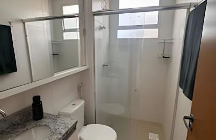 Apartamento na praia, 2 quartos e área de lazer - Foto 11