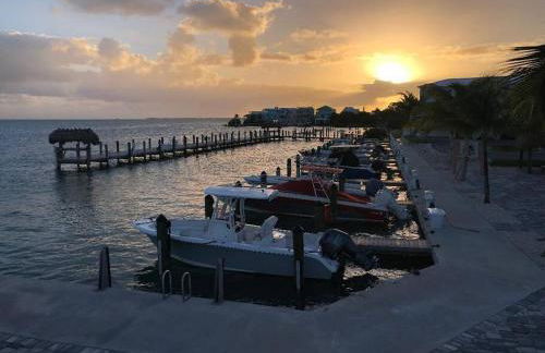 THE SANDCASTLE SUITE! Brand New 2Bedroom in Oceanfront Complex! BE THE FIRST to Visit our Condo Townhome with FREE Parking & Private Garage at Ocean Isles 38 Marathon FL KEYS! SPECIAL PRICING!!! - Foto 29