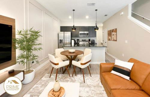 Elegant 3BR Townhouse wResort Pool10 Min Disney - Foto 14