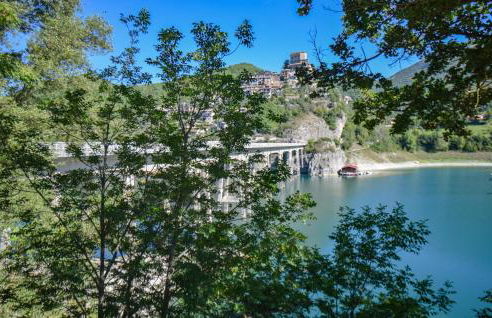 1 Bedroom Cozy Apartment In Castel Di Tora - Foto 23