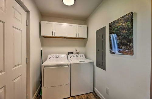 Pet-Friendly Digs with Fire Pit and Large Yard! - Foto 22