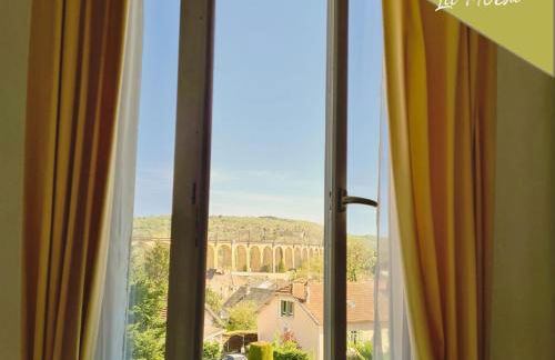 VILLA ANNEE 30 Rénovée ,Terrasse et Jardin - Foto 17