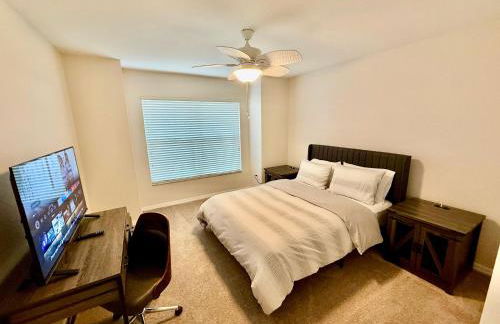 Luxury Village 4BR Pool Home near Disney Parks - Foto 22