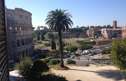 Romance al Colosseo - Foto 24