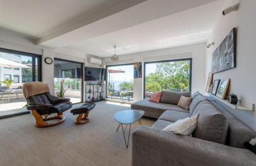 Opatija Bregi - Foto 13