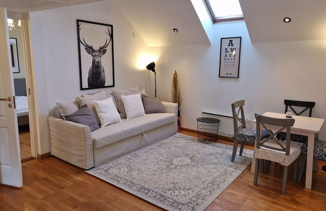 TyzenXL Luxury Vilnius Apartment - Photo 32