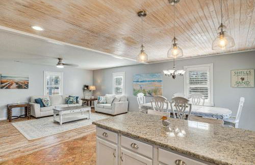Pet-Friendly Beaufort Home with Private Yard - Foto 11