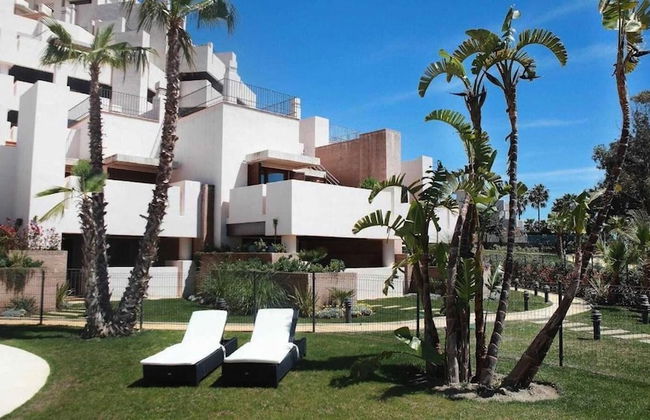 Two-Bedroom Beach Apartment - Foto 19