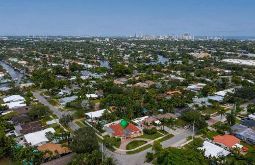 ~Villa Victoria Luxury! (Pool)~1 mile from beach - Foto 37