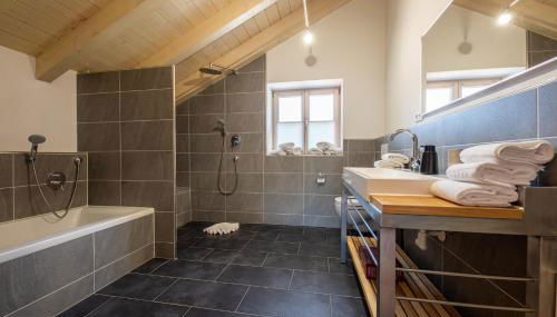 am Josefibrunnen - Foto 4