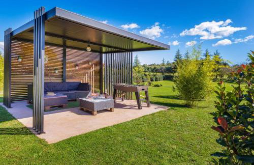 Holiday house Dorstari by Villsy - large garden with pool, playground for kids and adults - Photo 4