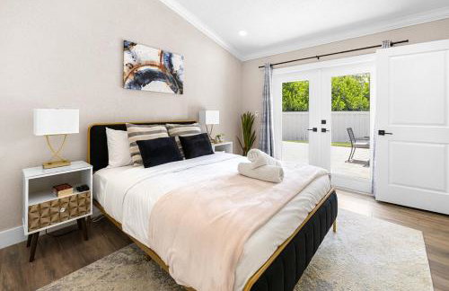 Alluring Luxury Oasis, Modern Comfort & Relaxation - Foto 28