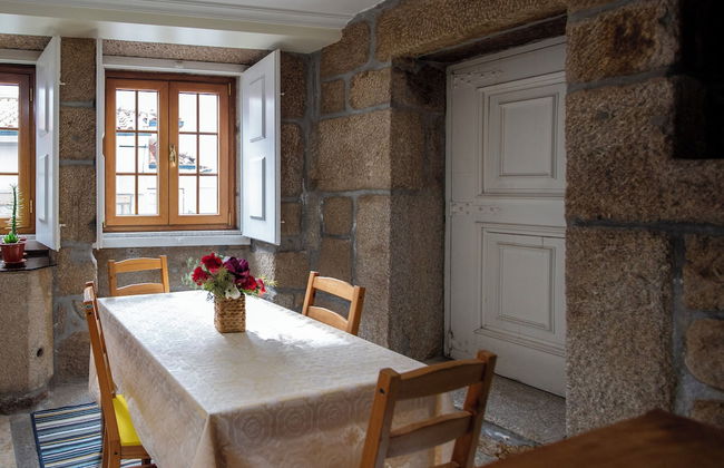 Casa dos Livros - Guest House - Foto 52