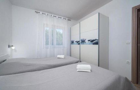 Beautiful Apartment In Labin - Photo 28