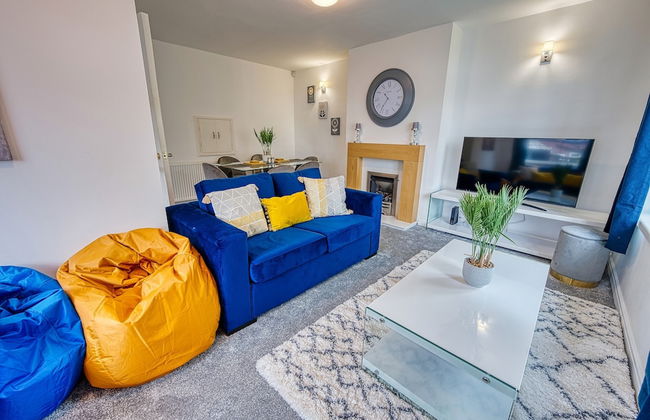 Modern 3 Bedroom 2 Bath Hse with Parking - Foto 14